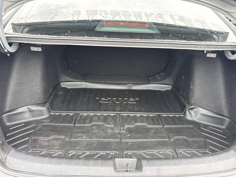 Used 2025 Honda Civic Sport image 8