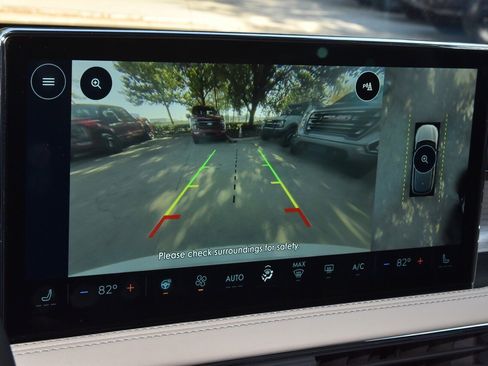 Certified 2025 Lincoln Corsair AWD w/ Equipment Group 101A image 29