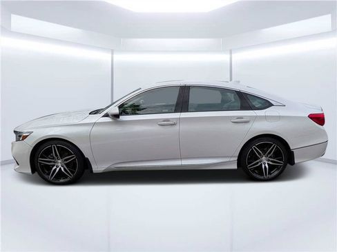Used 2022 Honda Accord Touring image 7
