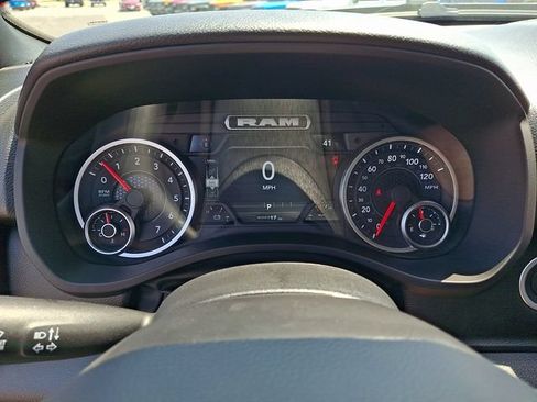 New 2026 RAM 1500 Express AWD/4WD image 15