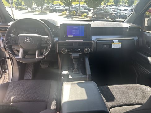New 2026 Toyota 4Runner SR5 AWD/4WD image 9