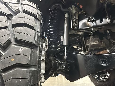 Used 2025 Ford F250 Platinum image 16