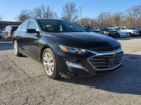 Used 2023 Chevrolet Malibu LT image 1