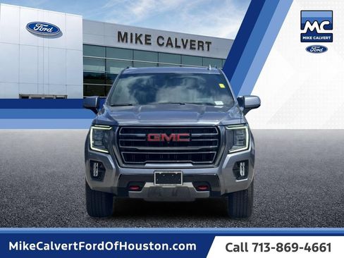 Used 2021 GMC Yukon AT4 w/ AT4 Premium Package AWD/4WD image 9