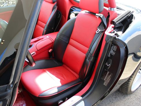 Used 2003 BMW Z8 image 24