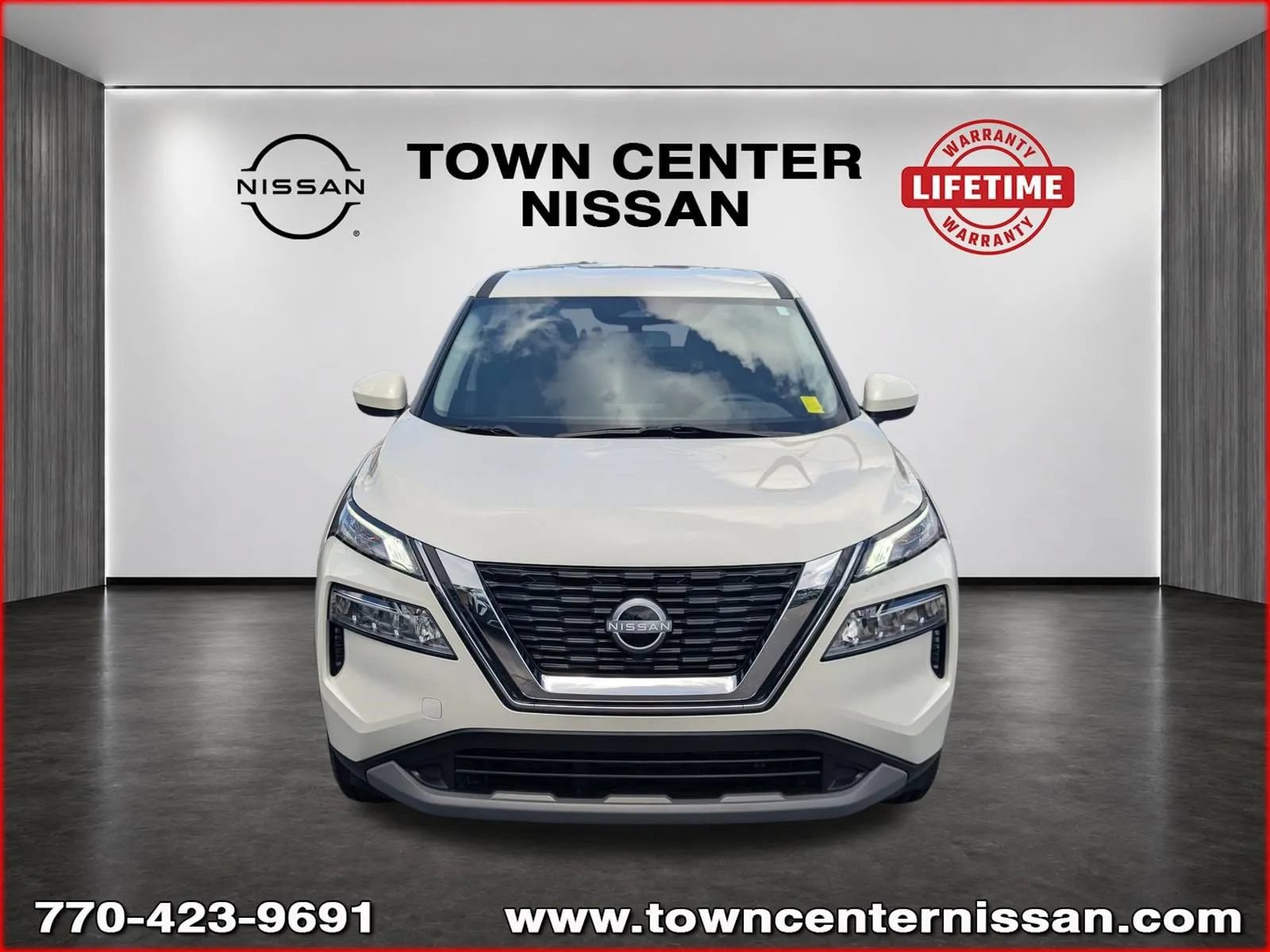 Certified 2023 Nissan Rogue SV FWD image 2