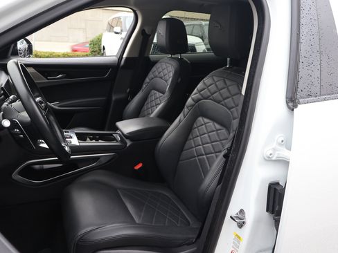 Used 2021 Jaguar F-PACE S image 2