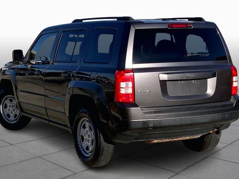 Used 2016 Jeep Patriot Sport w/ Power Value Group image 12