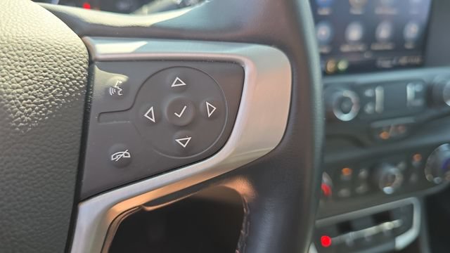 Used 2023 GMC Terrain SLT AWD/4WD image 26