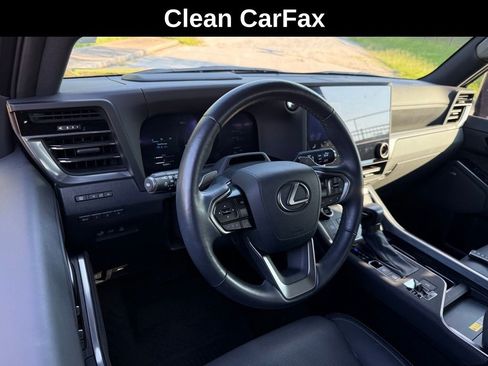 Certified 2024 Lexus GX 550 AWD/4WD image 3