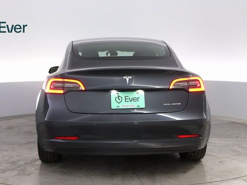 Used 2022 Tesla Model 3 Long Range image 13