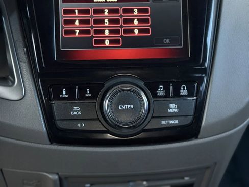 Used 2016 Honda Odyssey SE image 34