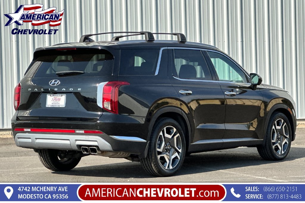 Used 2023 Hyundai Palisade Limited FWD image 4