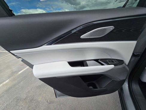 New 2024 Cadillac Lyriq Sport image 22