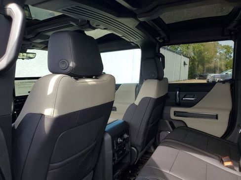 New 2026 GMC Hummer EV SUV AWD/4WD image 11