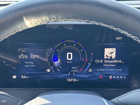 Used 2025 Chevrolet Traverse LT image 23