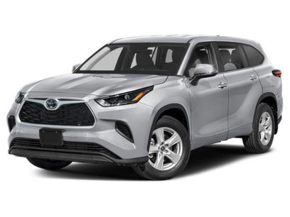 Used 2024 Toyota Highlander LE