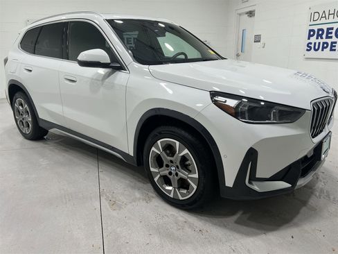 Used 2025 BMW X1 xDrive28i image 2