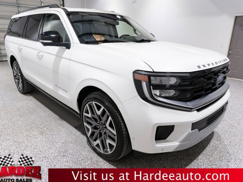 Used 2025 Ford Expedition Max Platinum w/ Platinum Ultimate Package AWD/4WD image 6