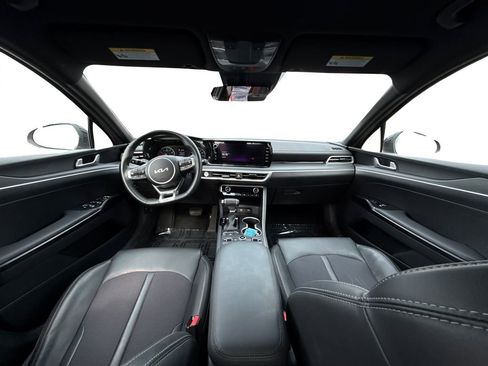 Used 2023 Kia K5 GT-Line w/ GT-Line Premium Package image 17