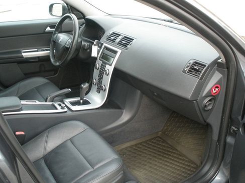 Used 2011 Volvo S40 T5 FWD image 26
