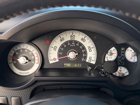 Used 2007 Toyota FJ Cruiser 4WD image 15