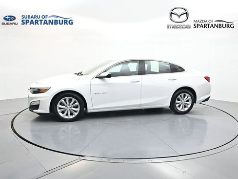 Used 2025 Chevrolet Malibu LT FWD image 4