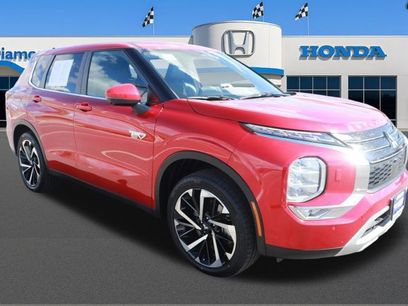 Used 2024 Mitsubishi Outlander 4WD Plug-In Hybrid