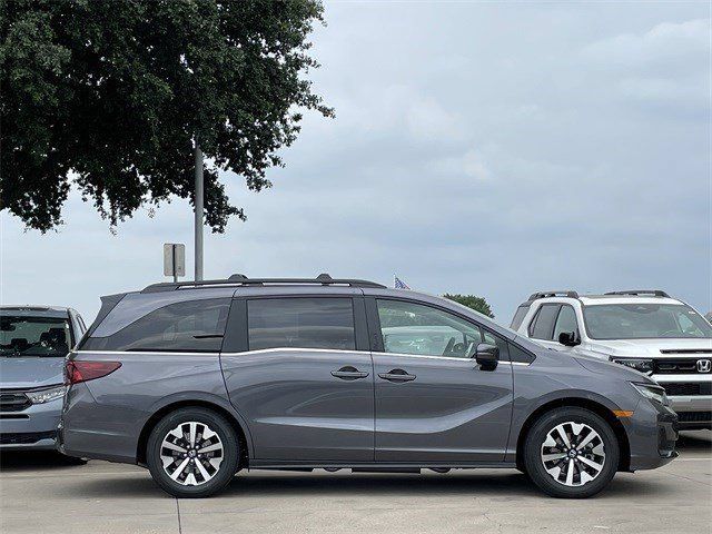 New 2026 Honda Odyssey EX-L image 3