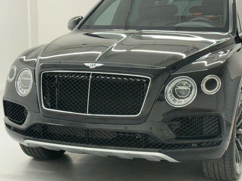 Used 2019 Bentley Bentayga image 9