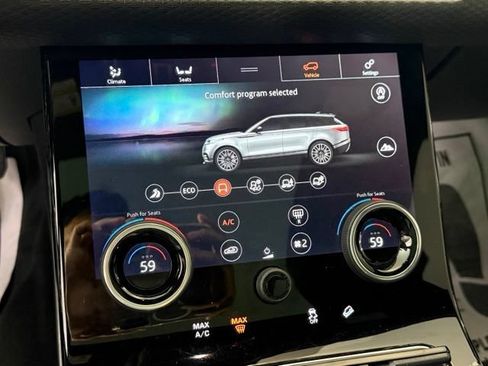 Used 2019 Land Rover Range Rover Velar S AWD/4WD image 35