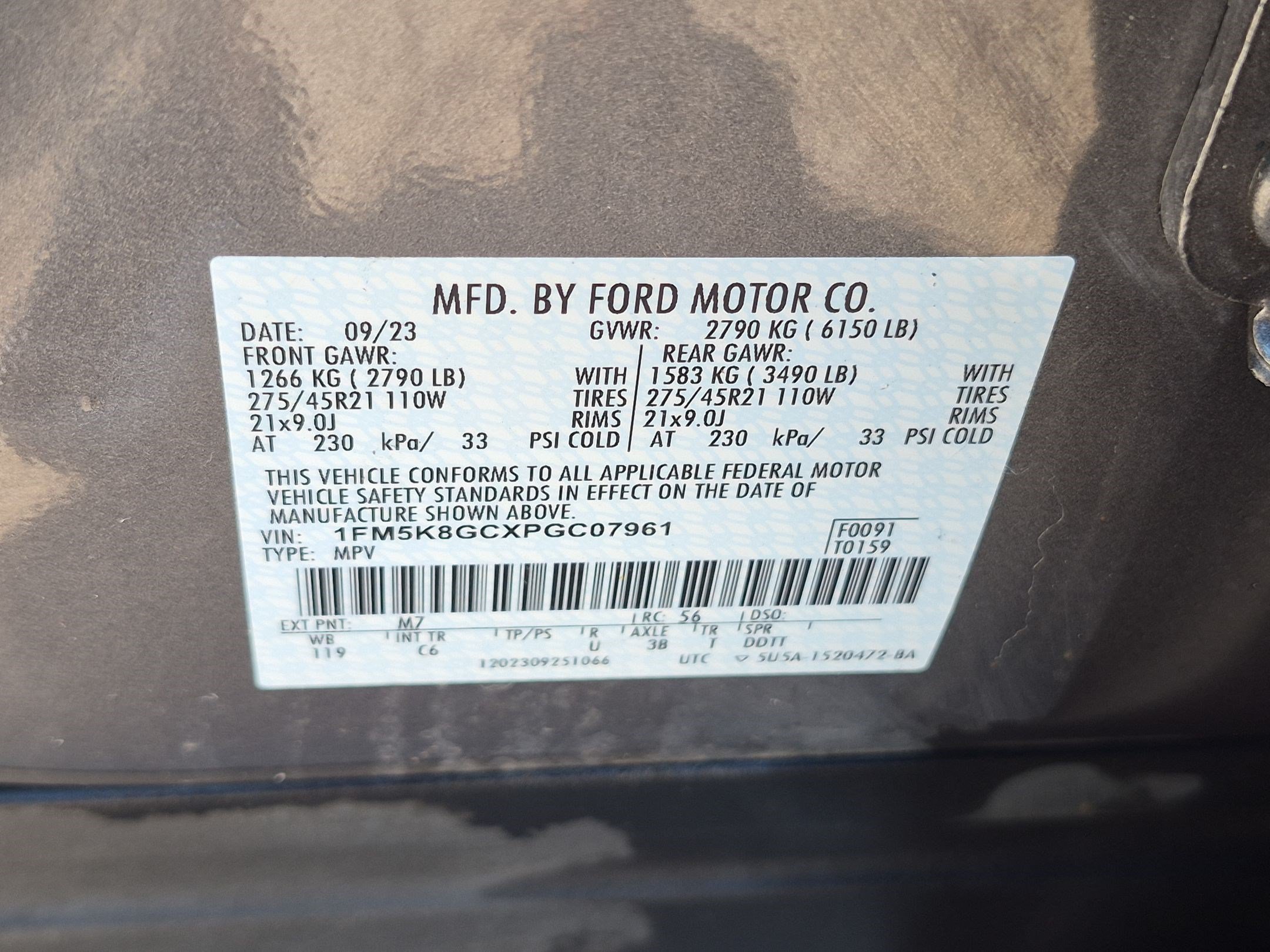 Used 2023 Ford Explorer ST w/ Equipment Group 401A AWD/4WD image 35