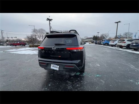 Used 2023 Nissan Pathfinder Rock Creek image 7