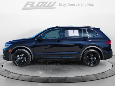 Used 2024 Volkswagen Tiguan SE R-Line image 5