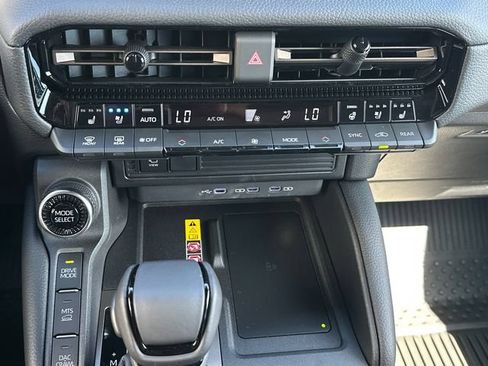 Used 2026 Toyota Land Cruiser w/ Premium Package AWD/4WD image 25