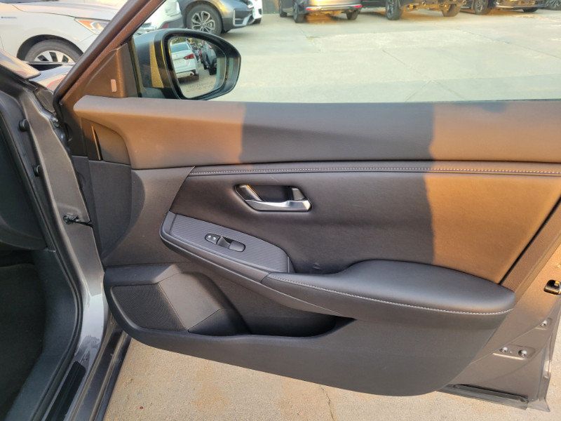 Used 2022 Nissan Sentra SV w/ All-Weather Package FWD image 23