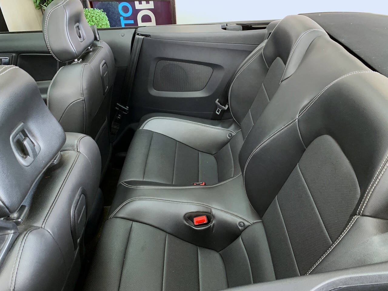 Used 2019 Ford Mustang GT RWD image 12