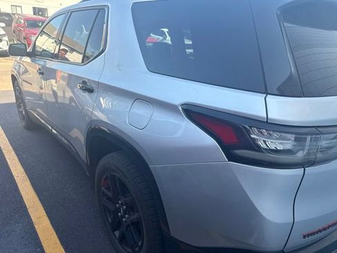 Used 2019 Chevrolet Traverse Premier w/ Redline Edition AWD/4WD image 5