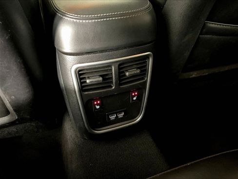 Used 2021 Dodge Charger SXT w/ Leather Interior Group RWD image 11