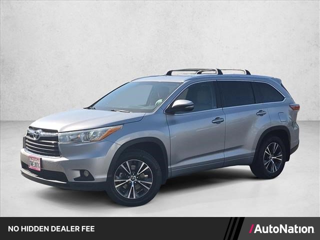 Used 2016 Toyota Highlander XLE AWD/4WD image 1