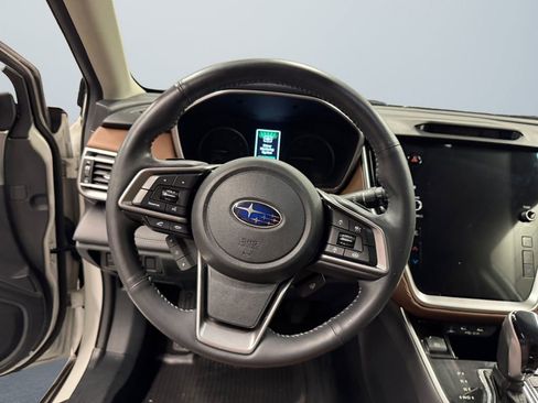 Certified 2022 Subaru Outback Touring XT image 11