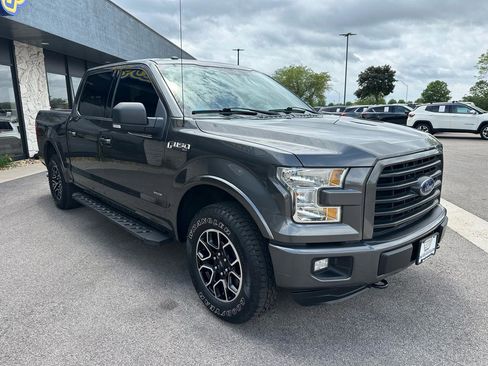 Used 2016 Ford F150 XLT w/ Equipment Group 302A Luxury AWD/4WD image 9