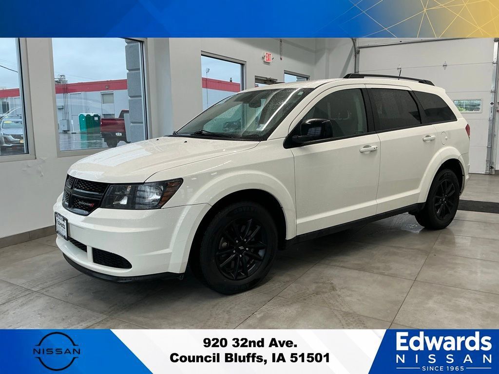 Used 2020 Dodge Journey SE w/ SE Popular Equipment Group FWD image 4