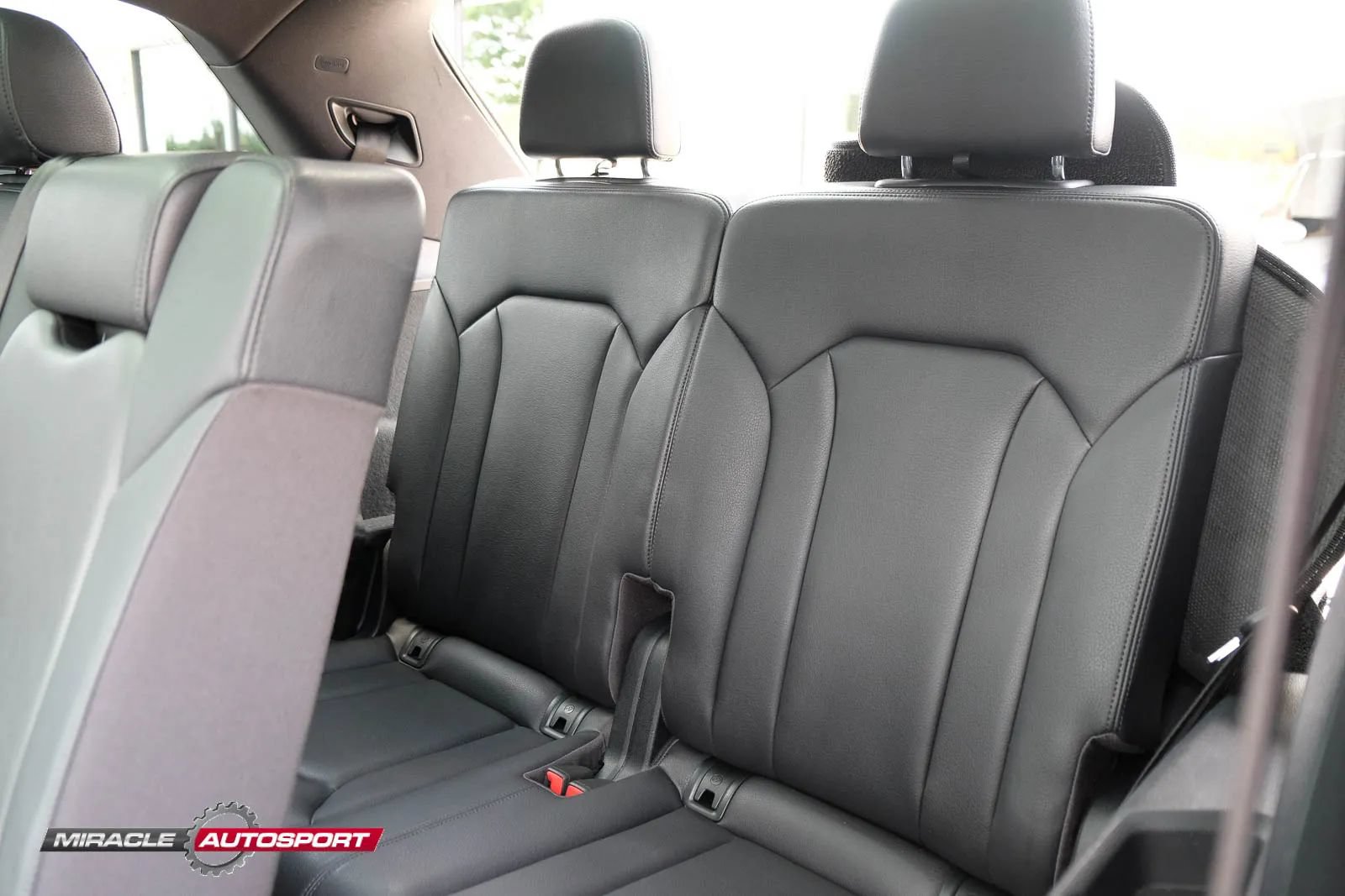 Used 2018 Audi Q7 3.0T Prestige AWD/4WD image 27