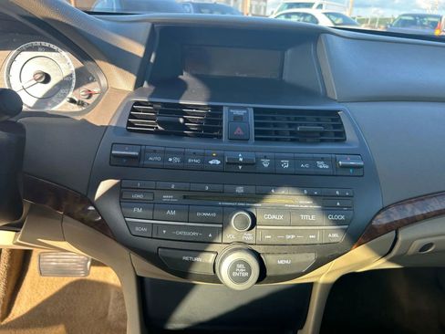 Used 2010 Honda Accord EX-L image 25
