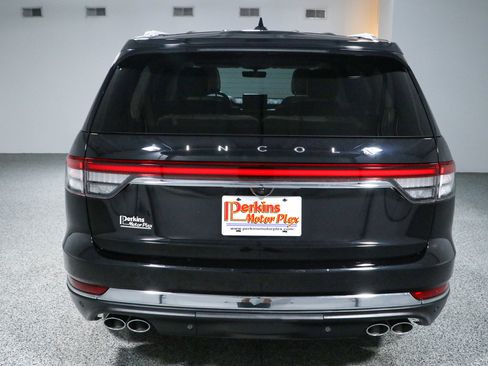 Used 2023 Lincoln Aviator Reserve w/ Equipment Group 201A RWD image 8