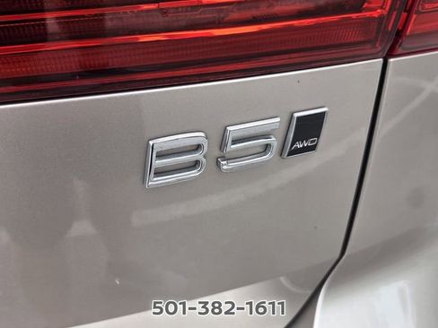 Used 2024 Volvo XC60 B5 Core AWD/4WD image 15