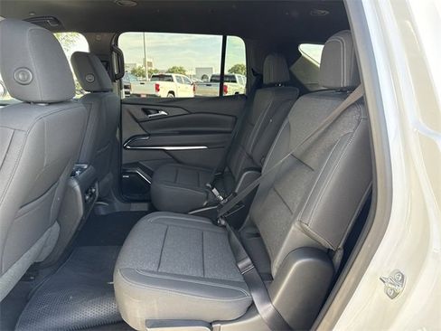 New 2026 Chevrolet Traverse LT w/ Enhanced Driving Package image 25