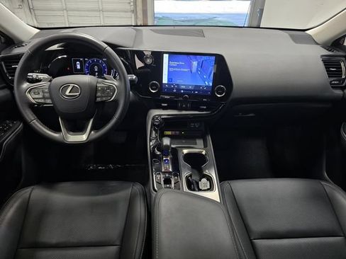 Used 2024 Lexus NX 250 FWD image 8