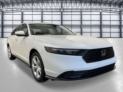 New 2026 Honda Accord LX image 8